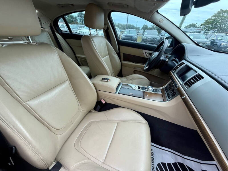 2013 Jaguar XF 3.0