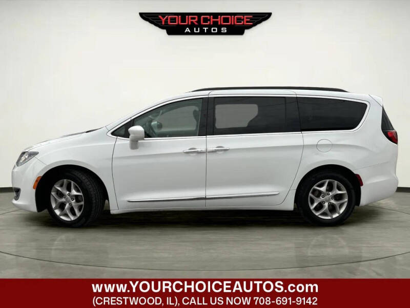 2017 Chrysler Pacifica Touring Plus