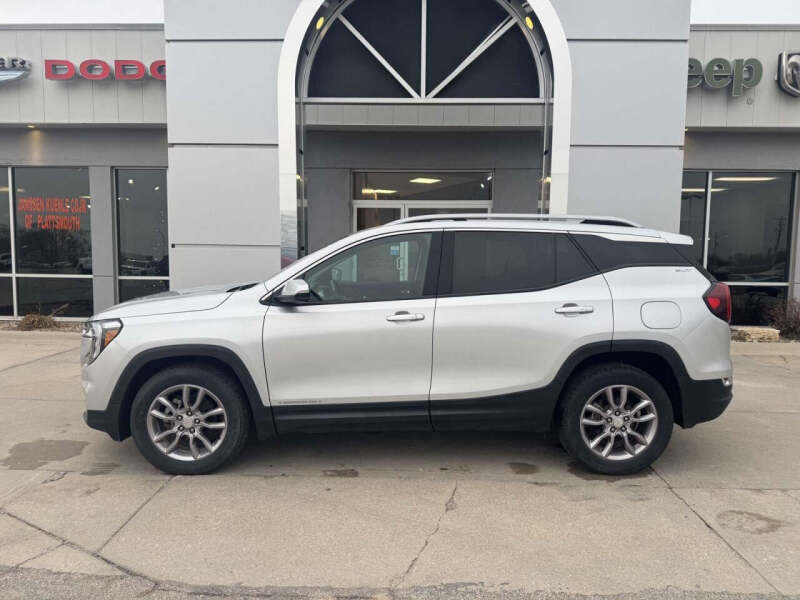 2022 GMC Terrain SLT