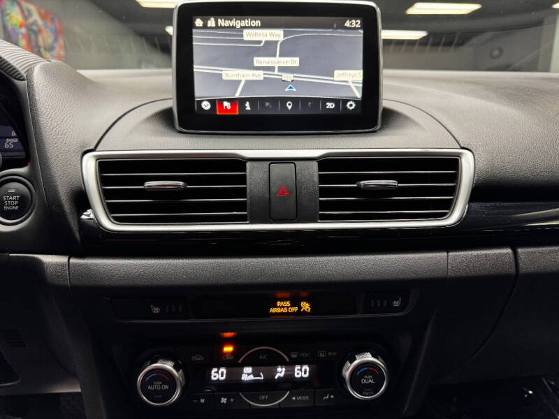 2015 Mazda MAZDA3 i Grand Touring