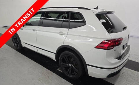 2023 Volkswagen Tiguan SE R-Line Black