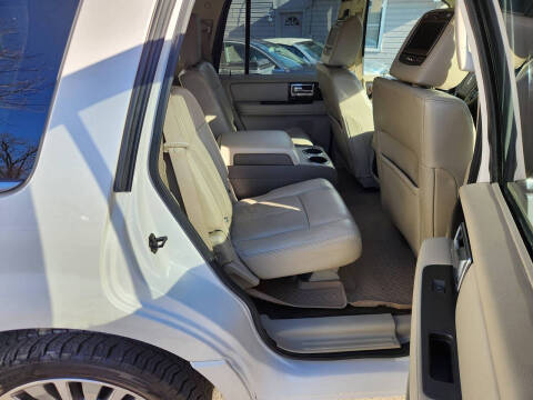 2016 Lincoln Navigator Select