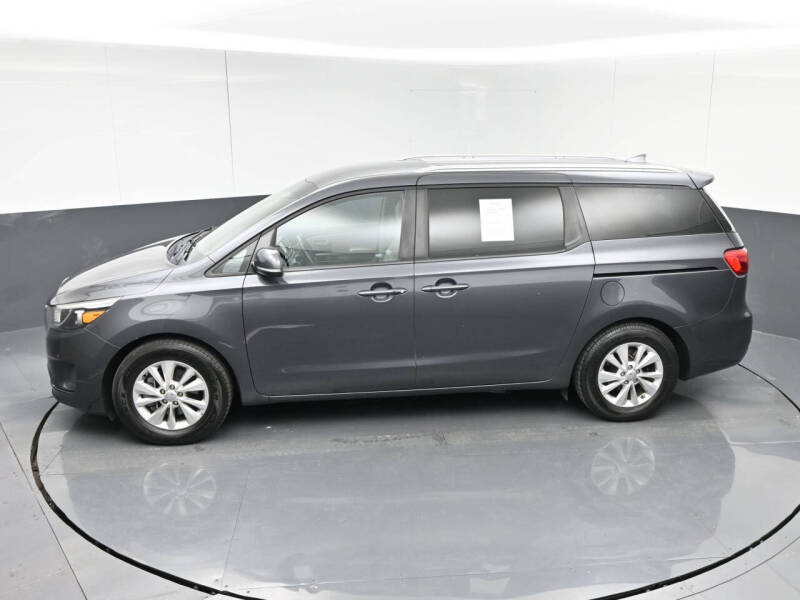 2017 Kia Sedona LX