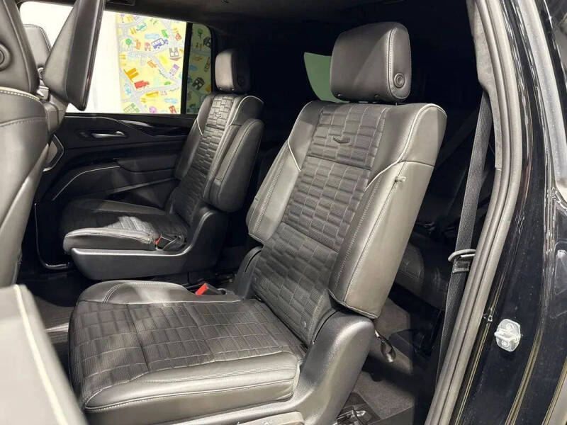 2023 Cadillac Escalade-V ESV
