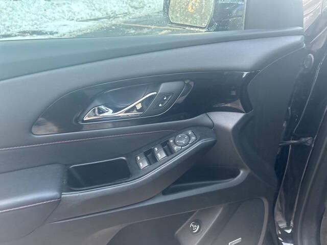 2023 Chevrolet Traverse RS