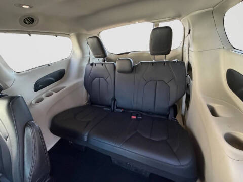 2018 Chrysler Pacifica Touring L Plus