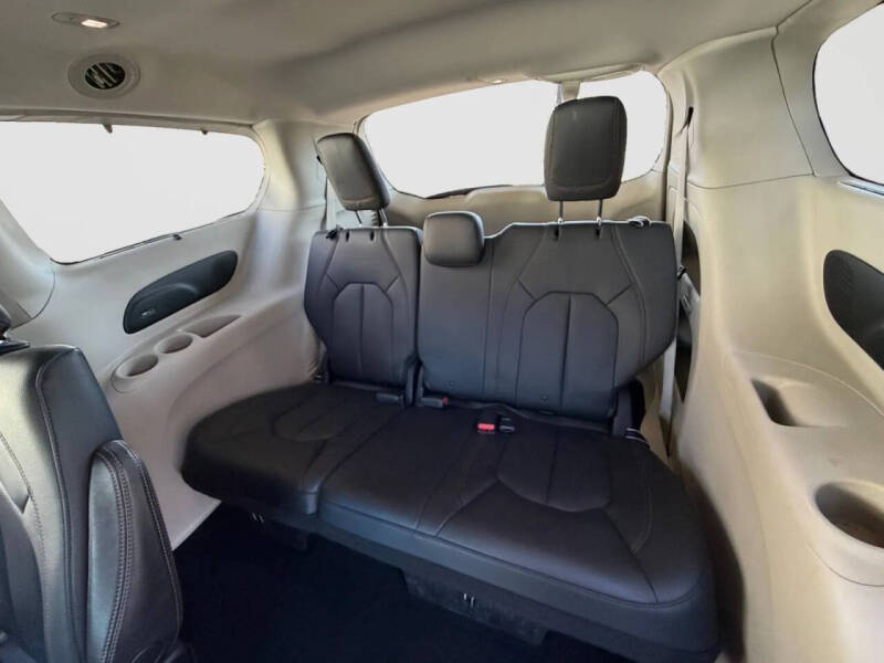2018 Chrysler Pacifica Touring L Plus