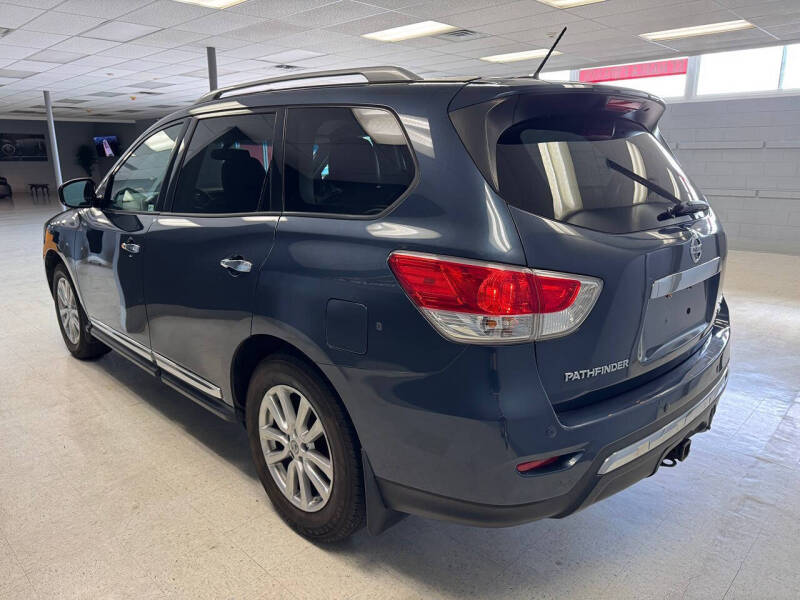 2016 Nissan Pathfinder SL