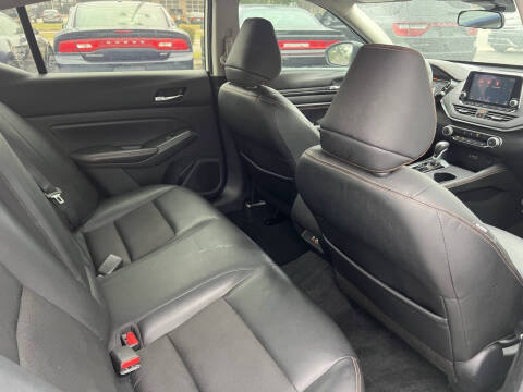 2020 Nissan Altima 2.5 SR