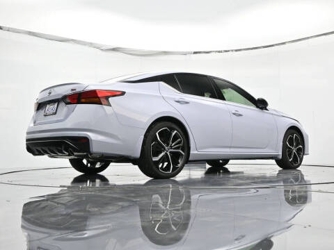 2025 Nissan Altima 2.5 SR