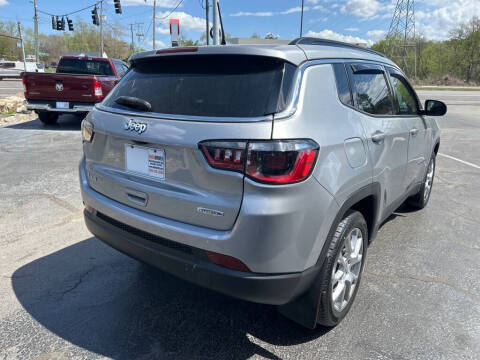 2022 Jeep Compass Latitude Lux