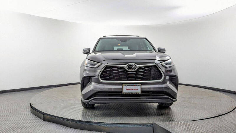 2022 Toyota Highlander L