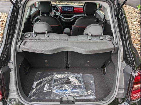 2024 FIAT 500e Inspi(RED)