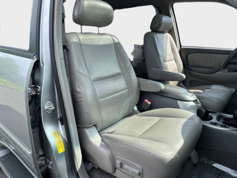 2002 Toyota Sequoia Limited