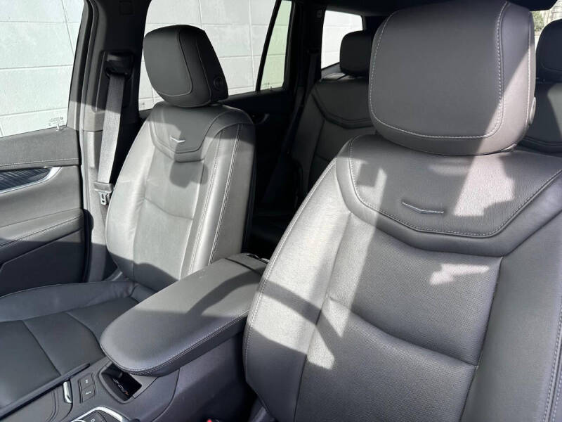 2020 Cadillac XT6 Premium Luxury