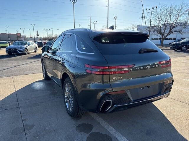 2025 Genesis GV70 2.5T Standard