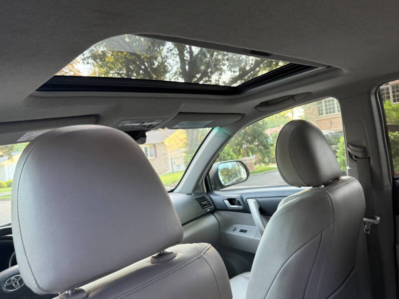 2013 Toyota Highlander SE
