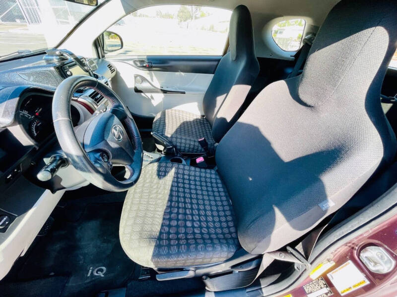 2014 Scion iQ 10 Series