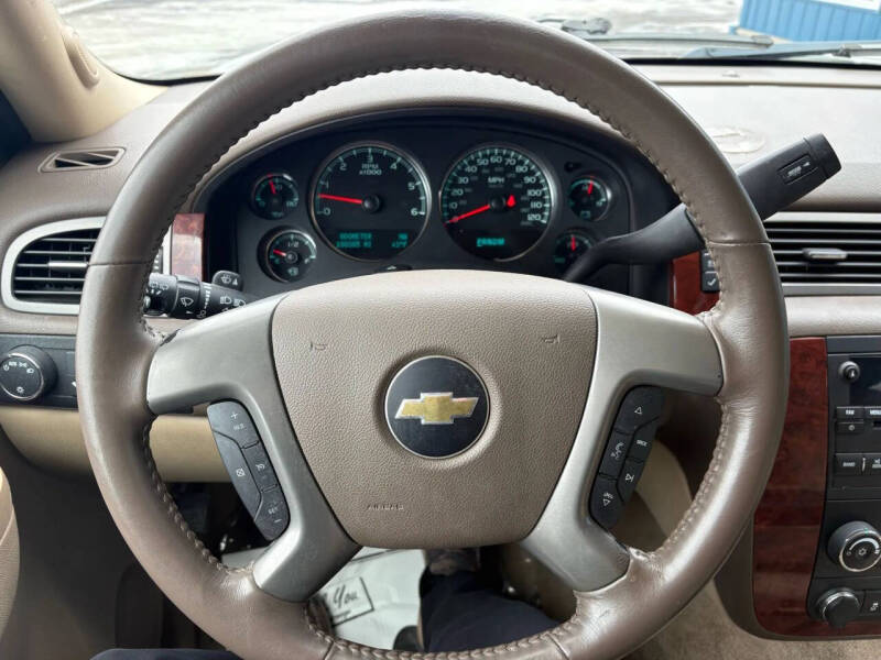 2013 Chevrolet Suburban LS