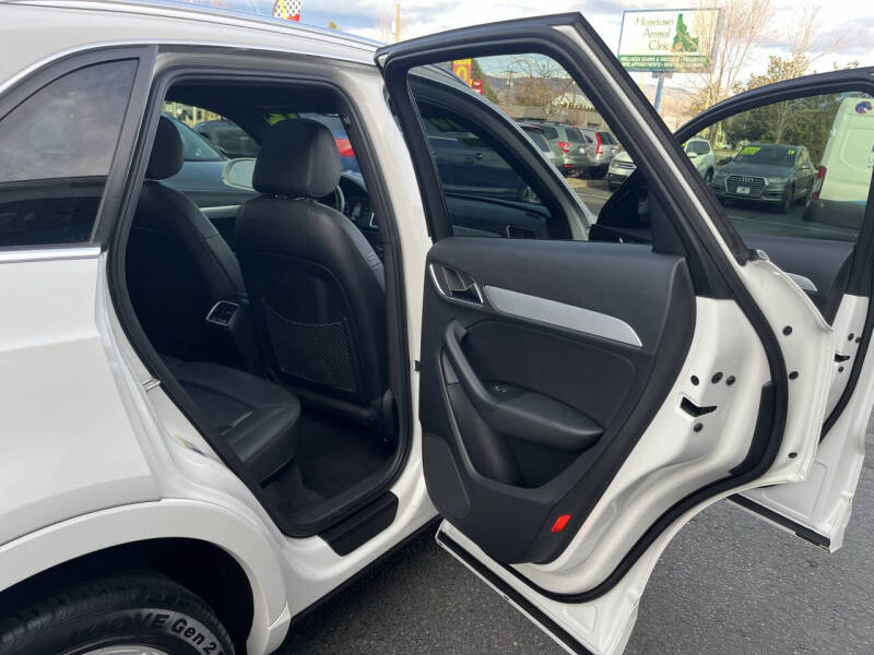 2016 Audi Q3 2.0T Premium Plus