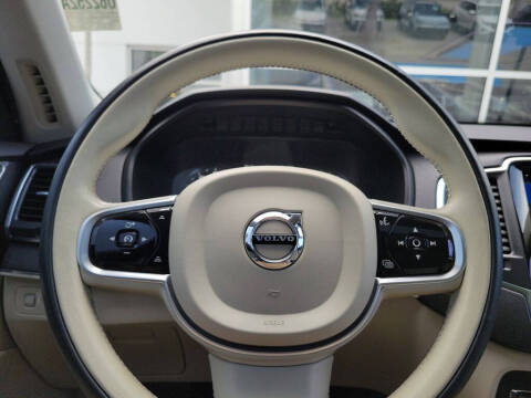 2020 Volvo XC90 T5 Momentum