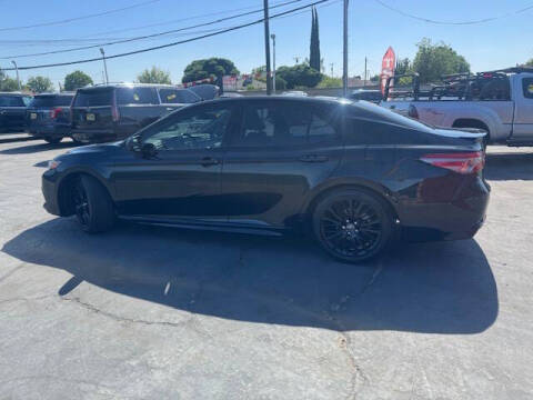 2019 Toyota Camry SE