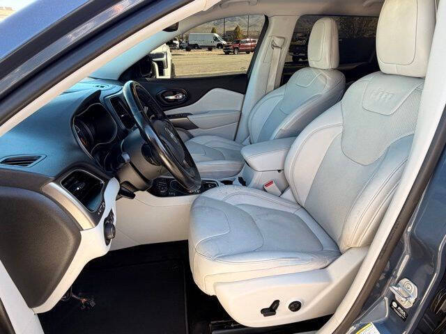 2021 Jeep Cherokee Latitude Lux