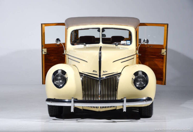 1939 Ford Deluxe