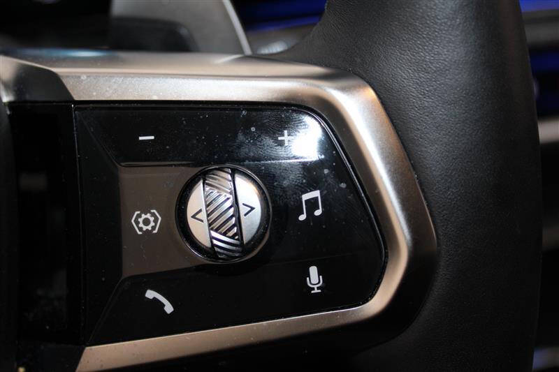 2024 BMW 7 Series 740i