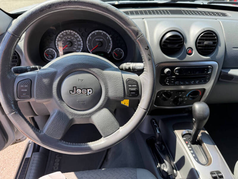 2006 Jeep Liberty Renegade