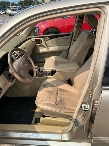 2001 Mercedes-Benz E-Class E 320