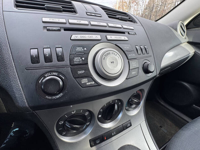 2010 Mazda MAZDA3 i Touring