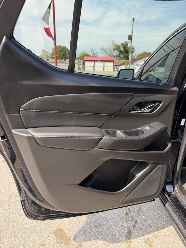 2021 Chevrolet Traverse LS