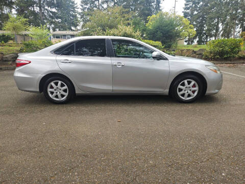 2016 Toyota Camry SE