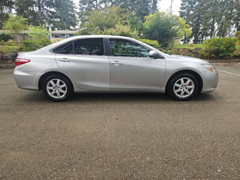 2016 Toyota Camry SE