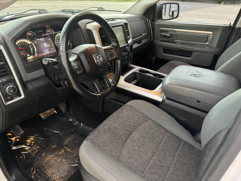 2016 RAM 1500 Big Horn