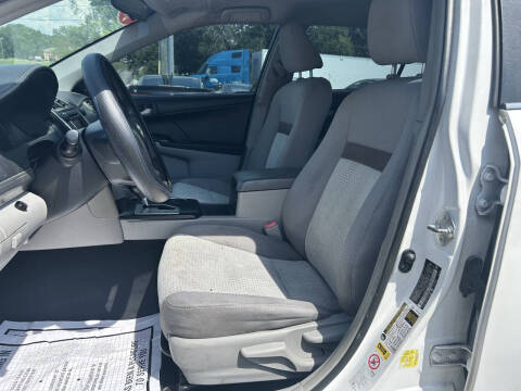 2013 Toyota Camry LE