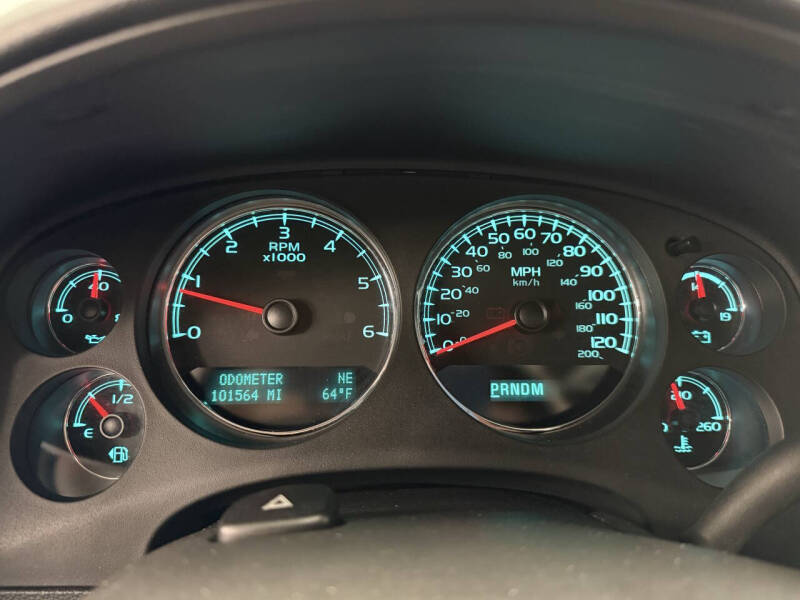 2012 Chevrolet Suburban LS