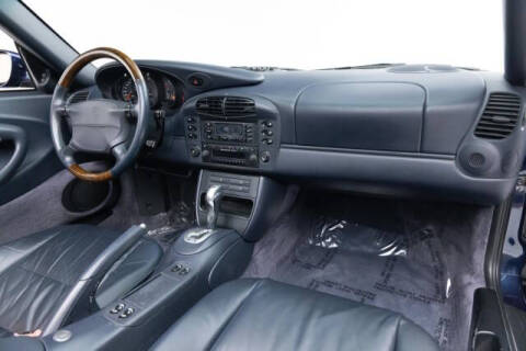 2000 Porsche 911 Carrera