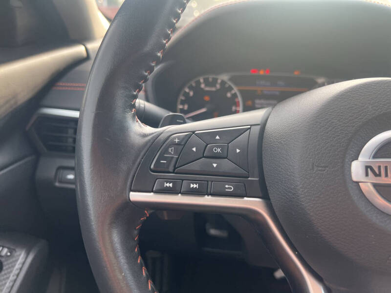 2022 Nissan Altima 2.5 SR