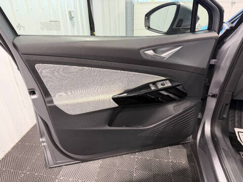 2023 Volkswagen ID.4 Pro