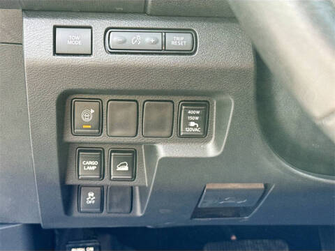 2024 Nissan Frontier SL