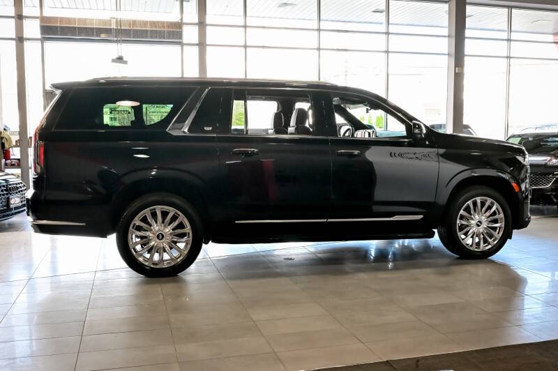 2023 Cadillac Escalade ESV Premium Luxury