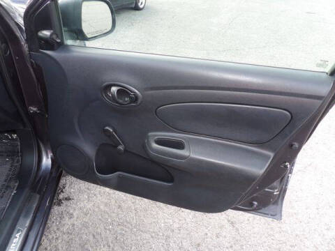 2015 Nissan Versa 1.6 S