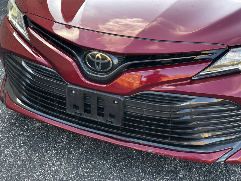 2019 Toyota Camry LE
