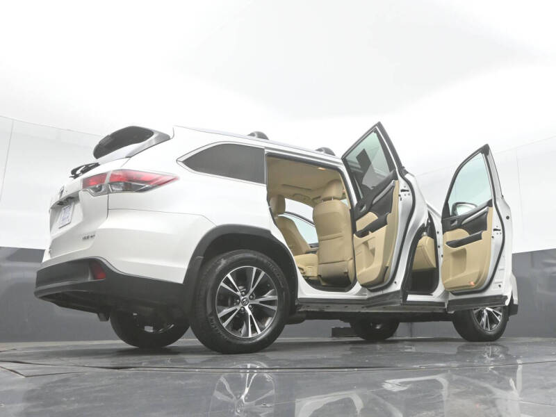 2016 Toyota Highlander XLE