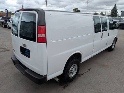 2016 Chevrolet Express 3500