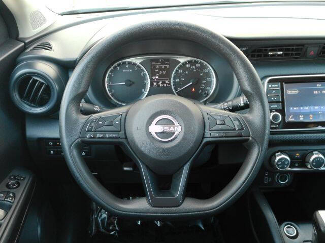 2024 Nissan Kicks S