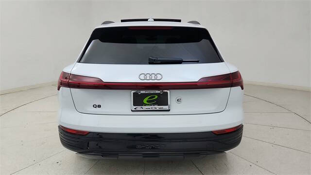 2024 Audi Q8 e-tron quattro Prestige