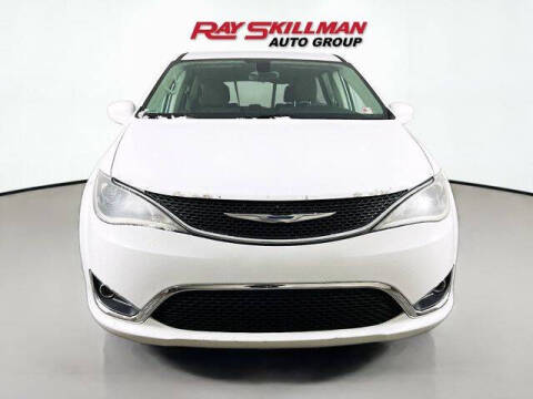 2018 Chrysler Pacifica Touring Plus